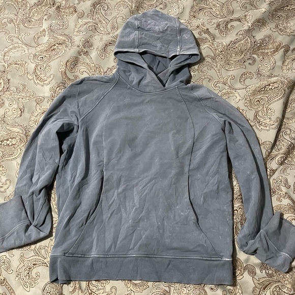 Lululemon Sweatshirt - Picture 1 of 4